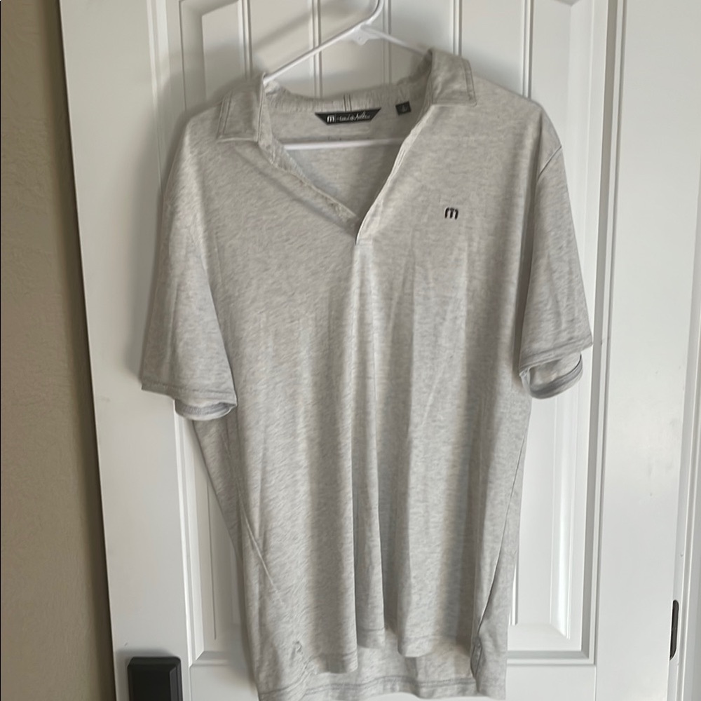 Men’s Travis Mathew Gray Polo Shirt with Embroidered Logo like new